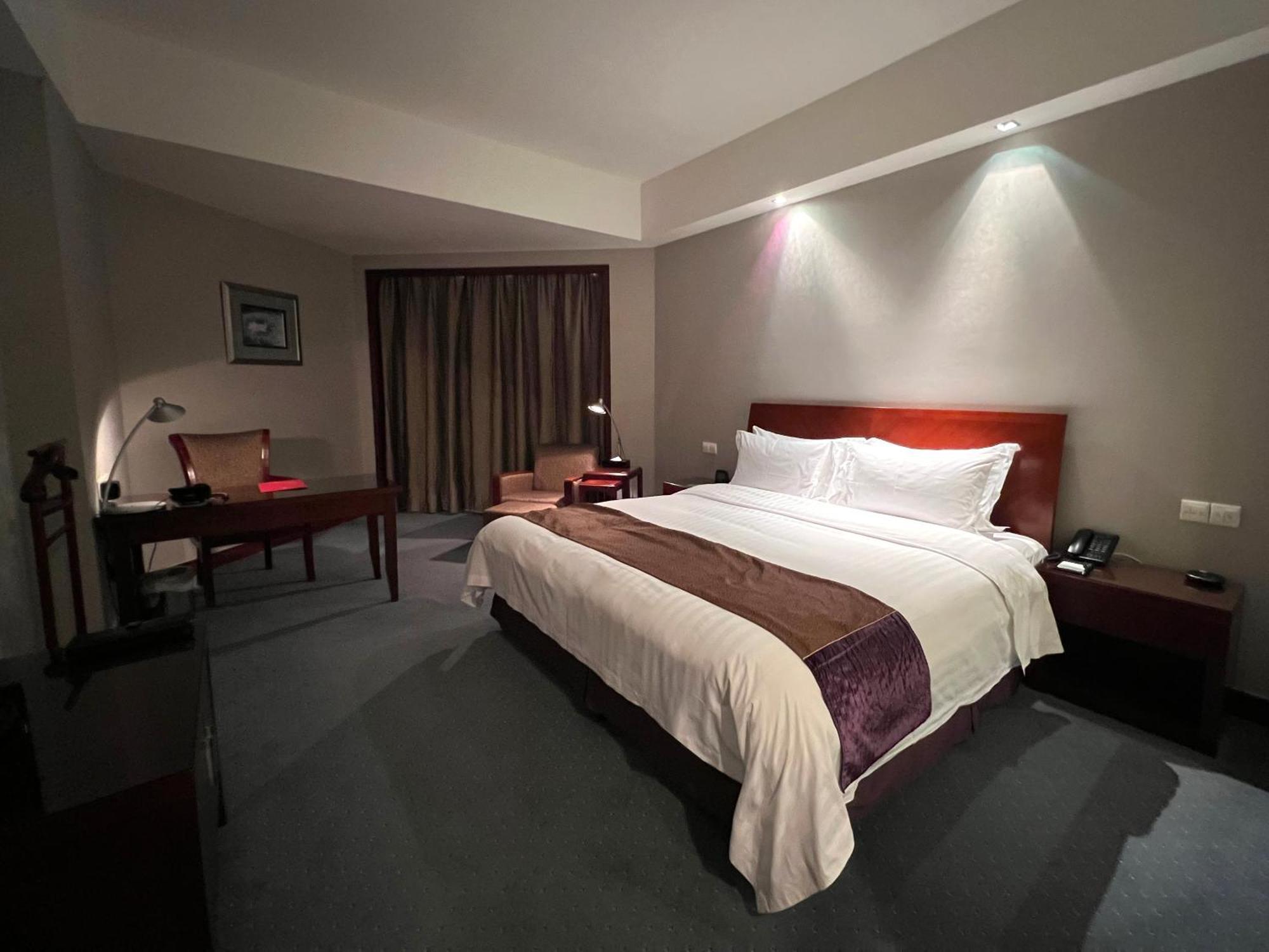 Baolong Hotel Шанхай Екстер'єр фото